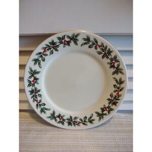 Formalities by Baum Bros Holly Collection 7.5" Bread and Butter Dessert Plate
